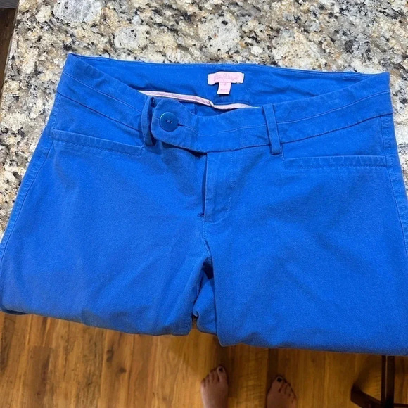 Lillly Pulitzer Azaela button tab flat front crop pants. Size 12. - Picture 3 of 5